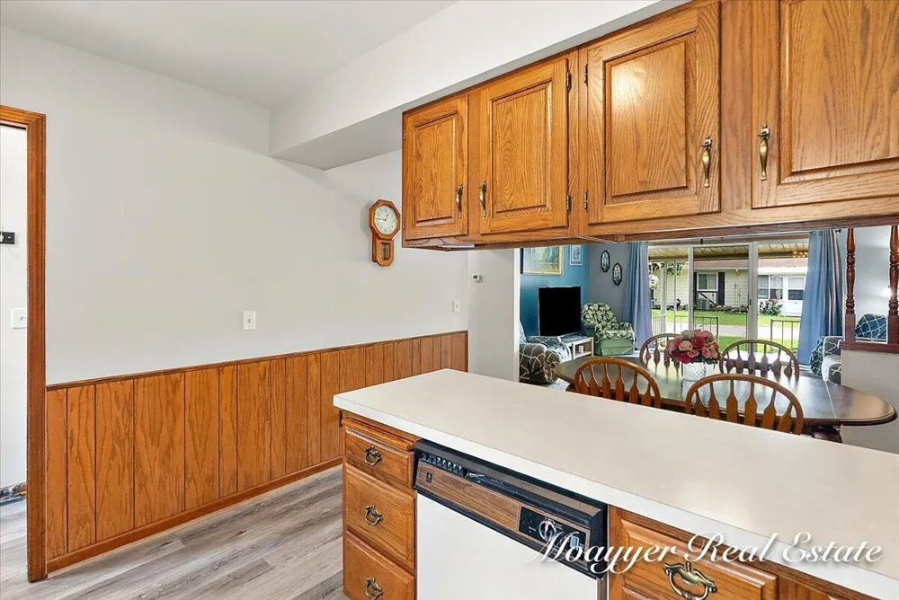 5891 Leisure S Drive SE Kentwood City, MI 49548