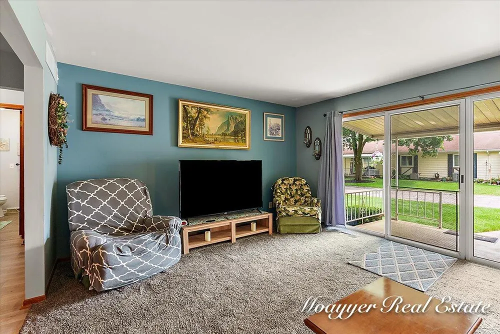 5891 Leisure S Drive SE Kentwood City, MI 49548