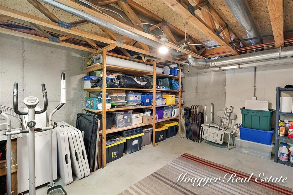 5891 Leisure S Drive SE Kentwood City, MI 49548