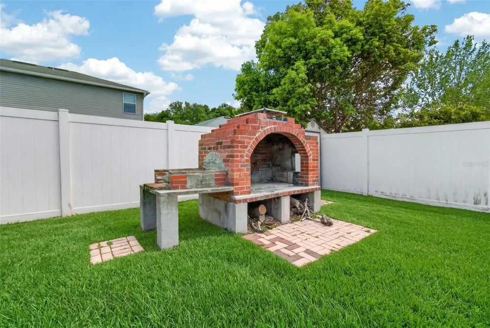 11154 RUNNING PINE DRIVE DRIVE Riverview, FL 33569