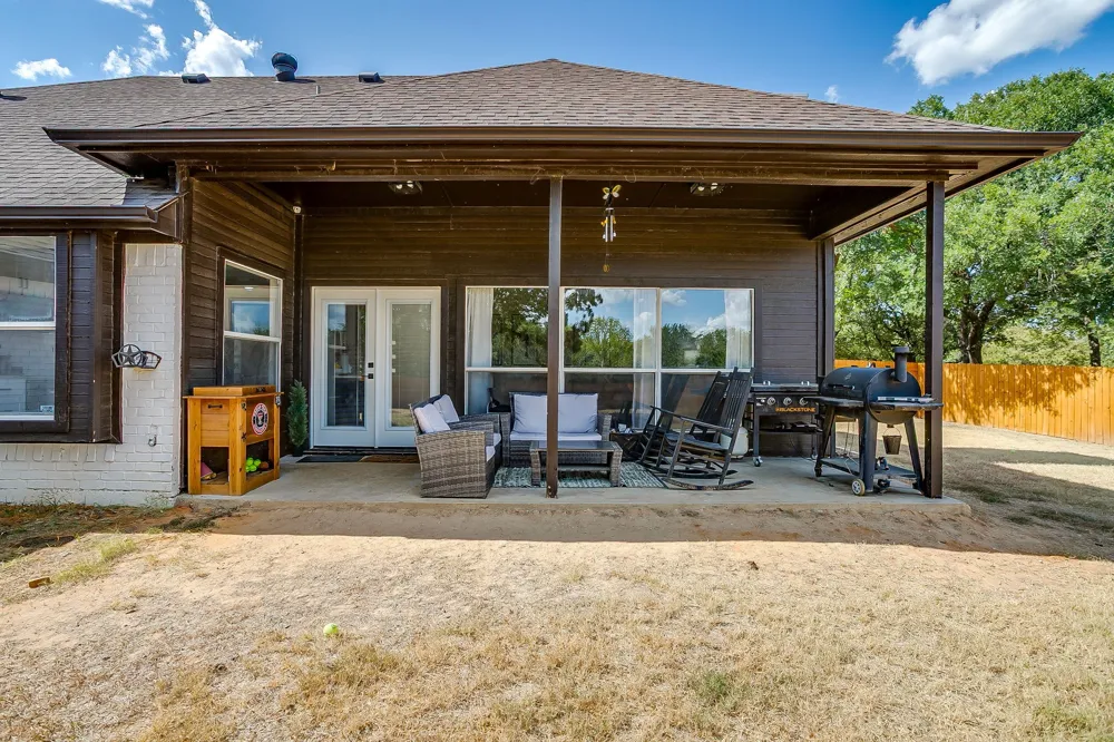 222 Hidden Acres Lane Weatherford, TX 76087