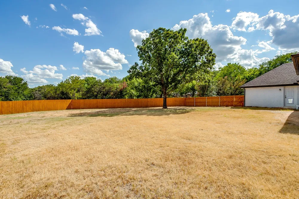 222 Hidden Acres Lane Weatherford, TX 76087