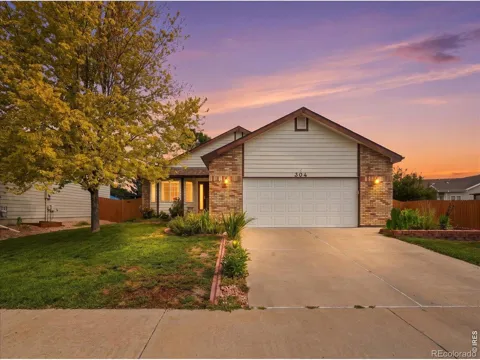 304 Tuckaway Court