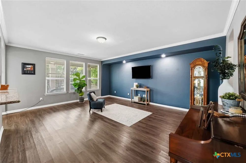 11330 Hill Top Bend Helotes, TX 78023