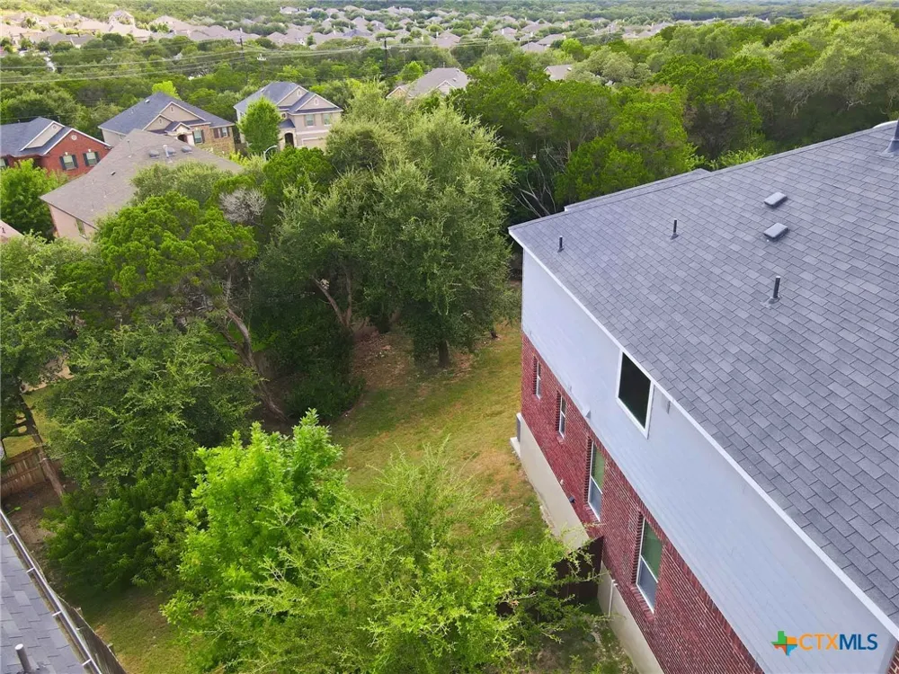 11330 Hill Top Bend Helotes, TX 78023