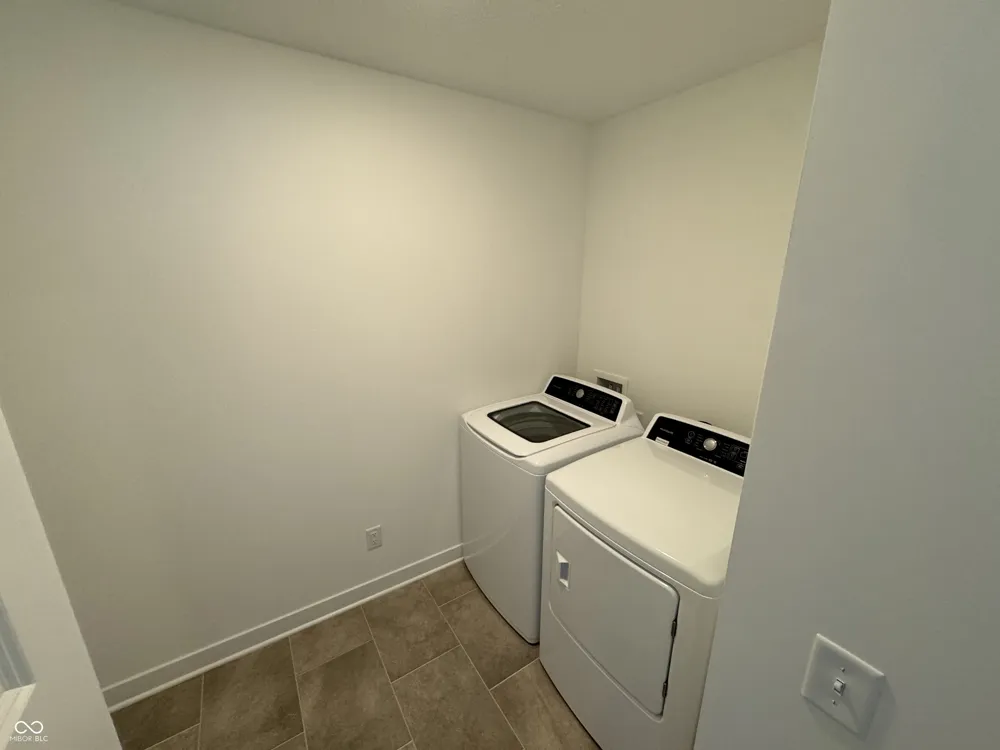1124 Tansley Lane Avon, IN 46123