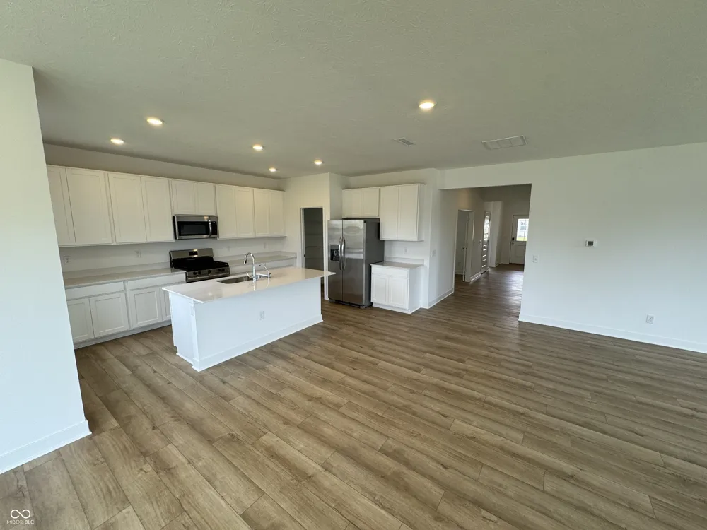 1124 Tansley Lane Avon, IN 46123