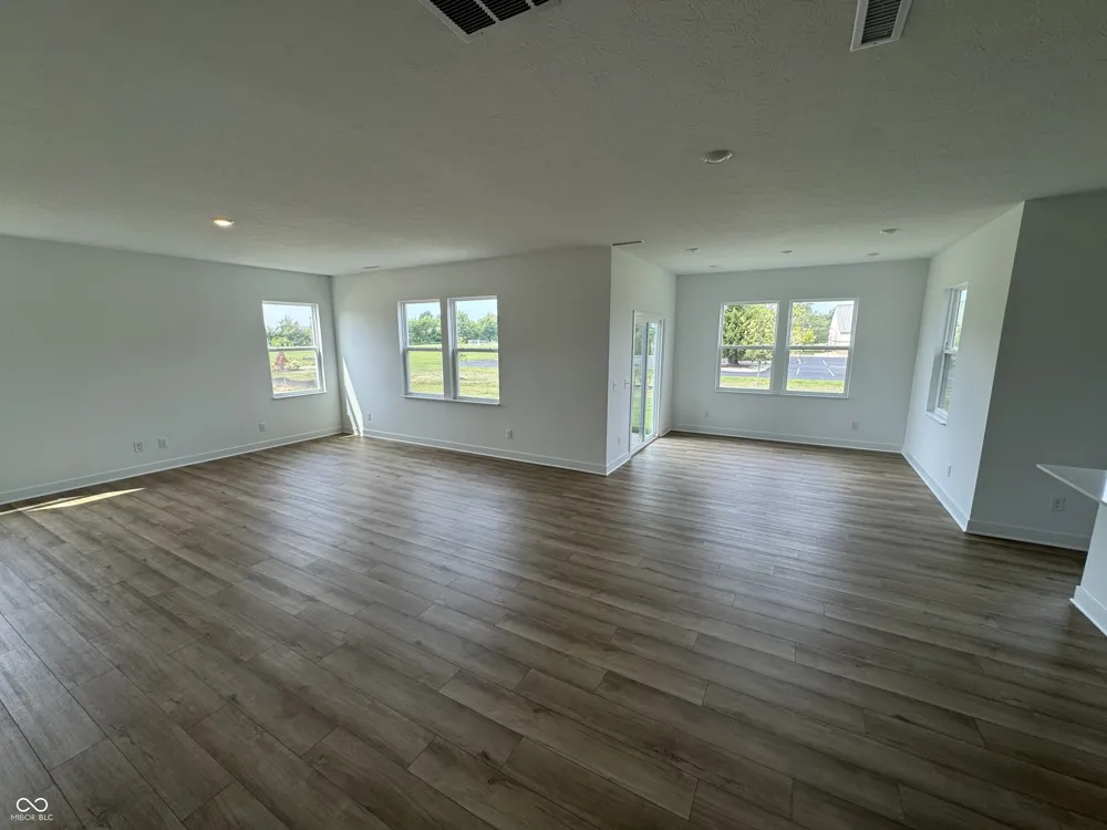 1124 Tansley Lane Avon, IN 46123