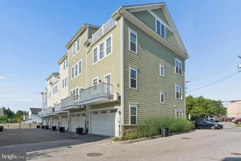 422 VIRGINIA AVENUE Towson, MD 21286