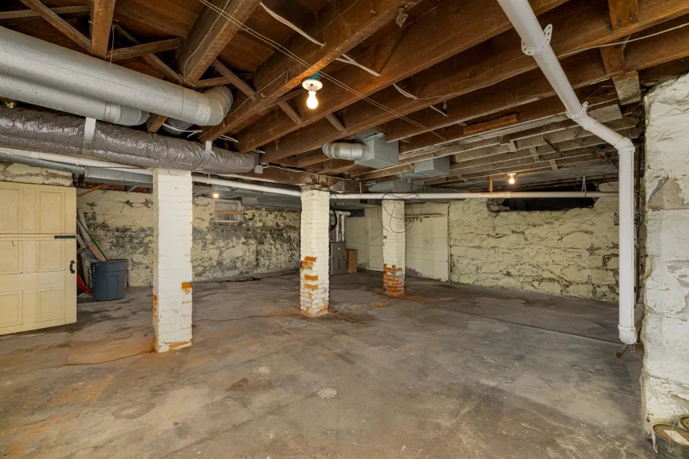 213 Adams Street Ypsilanti, MI 48197