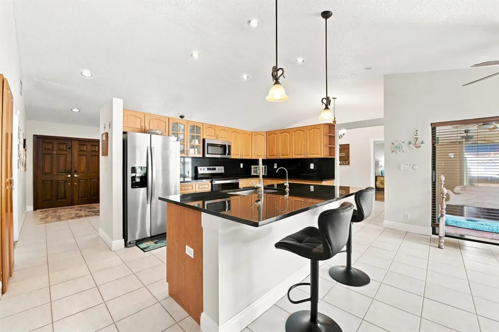 6013 NW 47th Place Coral Springs, FL 33067