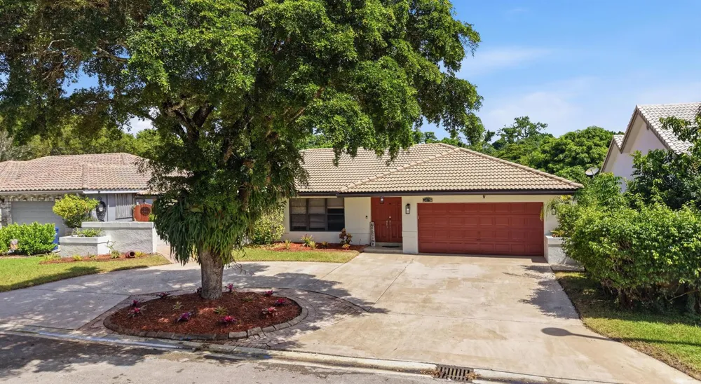 6013 NW 47th Place Coral Springs, FL 33067