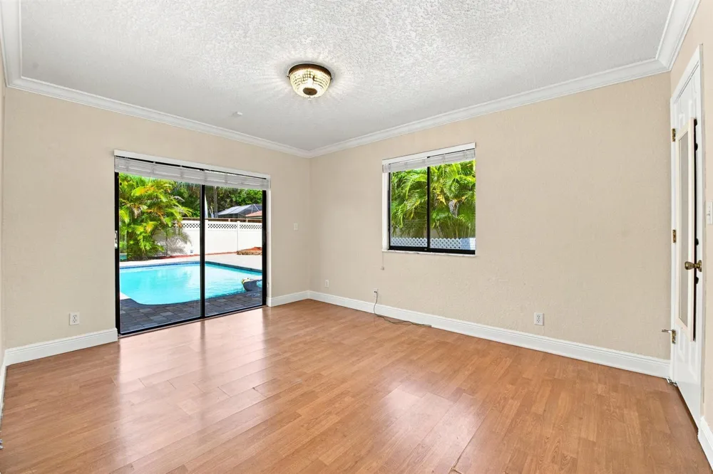 6013 NW 47th Place Coral Springs, FL 33067