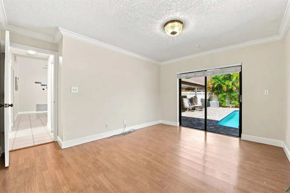 6013 NW 47th Place Coral Springs, FL 33067