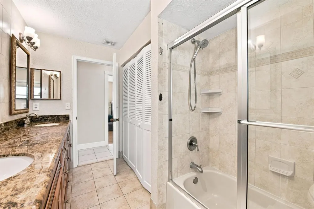 6013 NW 47th Place Coral Springs, FL 33067
