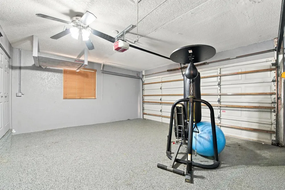 6013 NW 47th Place Coral Springs, FL 33067