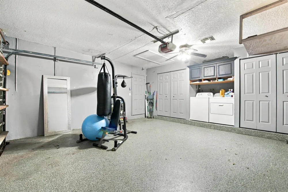 6013 NW 47th Place Coral Springs, FL 33067