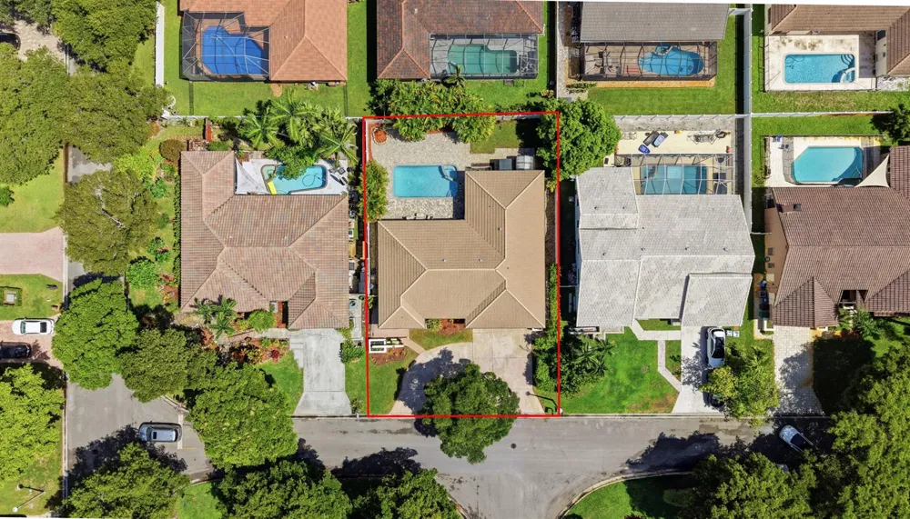 6013 NW 47th Place Coral Springs, FL 33067