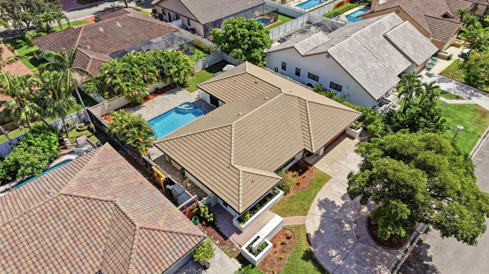 6013 NW 47th Place Coral Springs, FL 33067