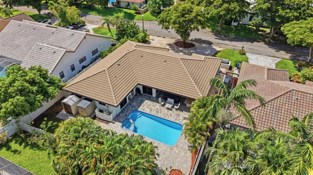 6013 NW 47th Place Coral Springs, FL 33067