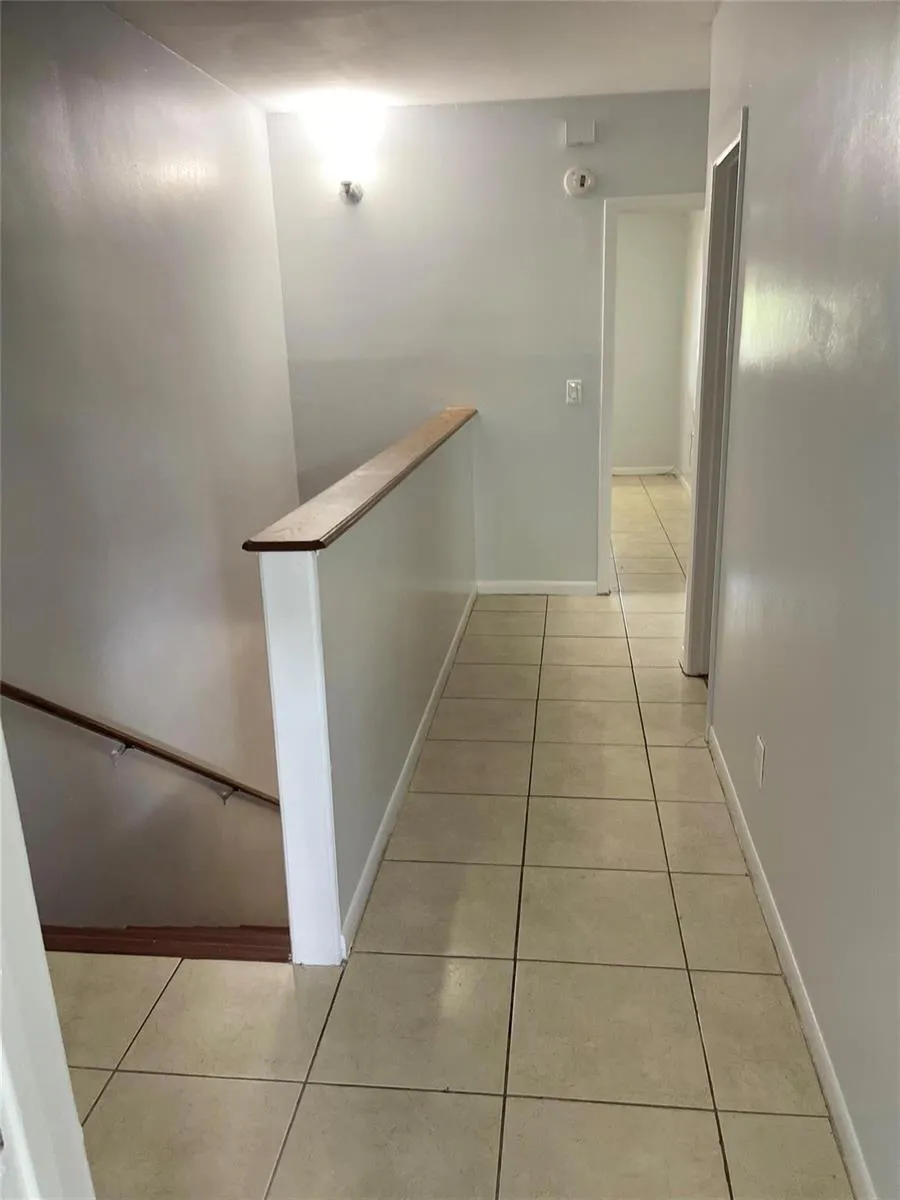 8843 SPRINGTREE LAKES DRIVE Sunrise, FL 33351
