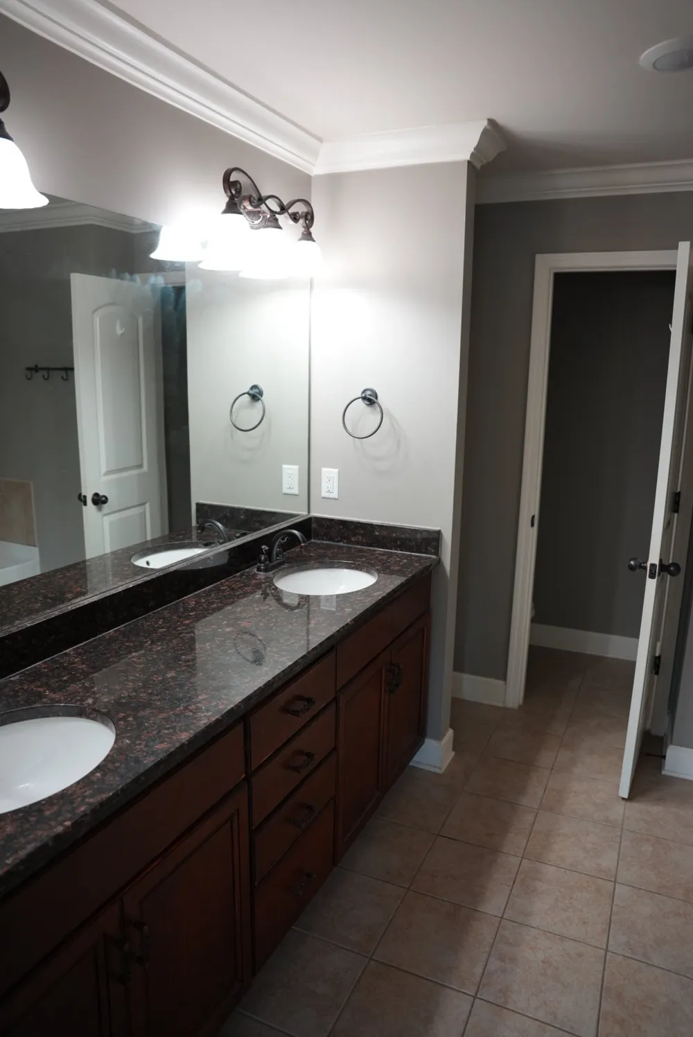 612 Nevins Pl Nolensville, TN 37135