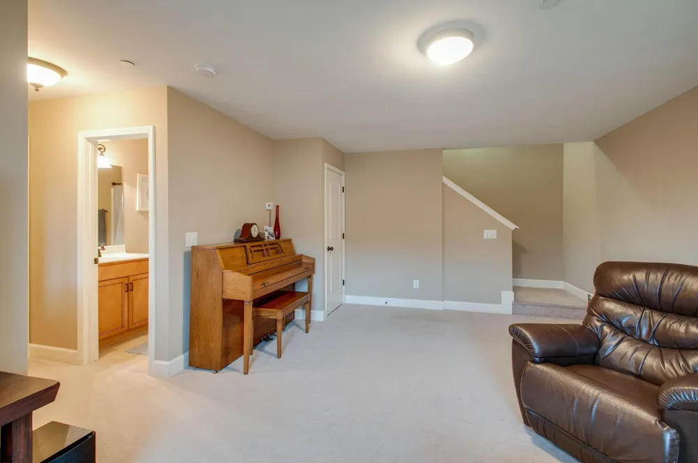 612 Nevins Pl Nolensville, TN 37135