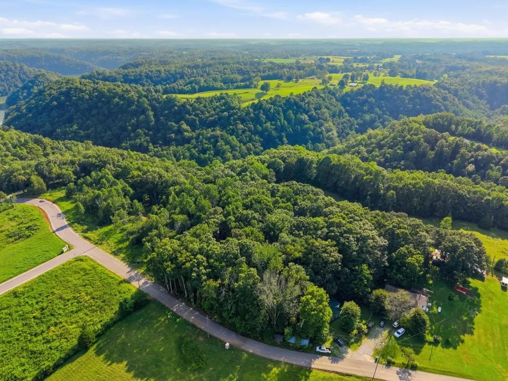 9333 Medlin Rd Baxter, TN 38544