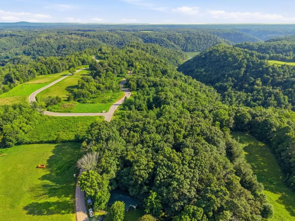9333 Medlin Rd Baxter, TN 38544