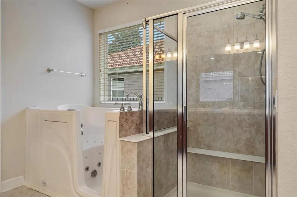 544 DOUGLAS EDWARD DRIVE Ocoee, FL 34761