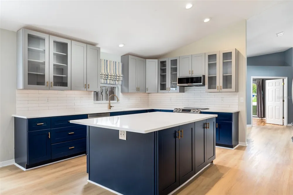 1059 BLUEGRASS DRIVE Groveland, FL 34736