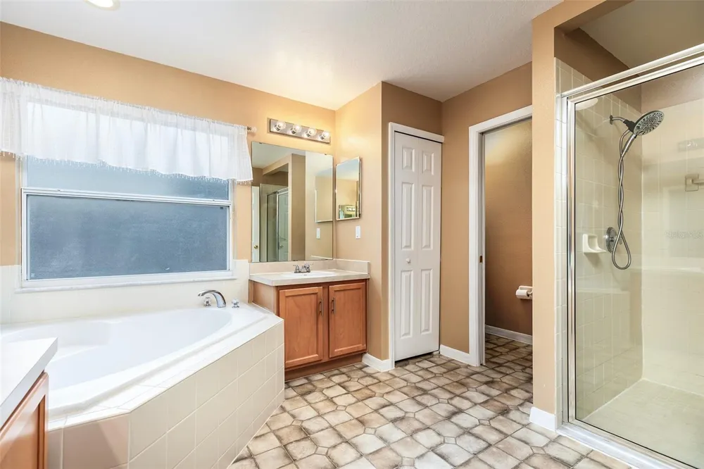 1059 BLUEGRASS DRIVE Groveland, FL 34736