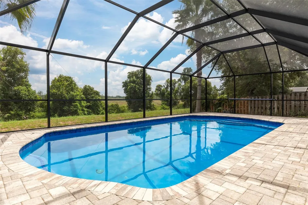 1059 BLUEGRASS DRIVE Groveland, FL 34736
