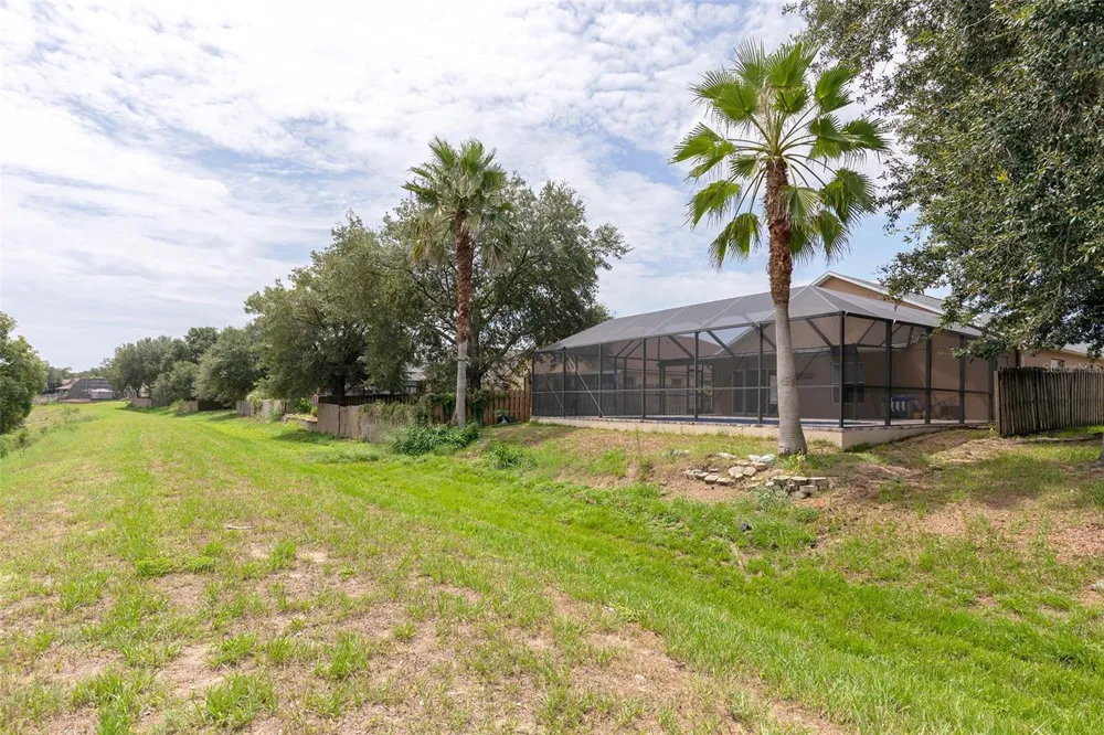 1059 BLUEGRASS DRIVE Groveland, FL 34736