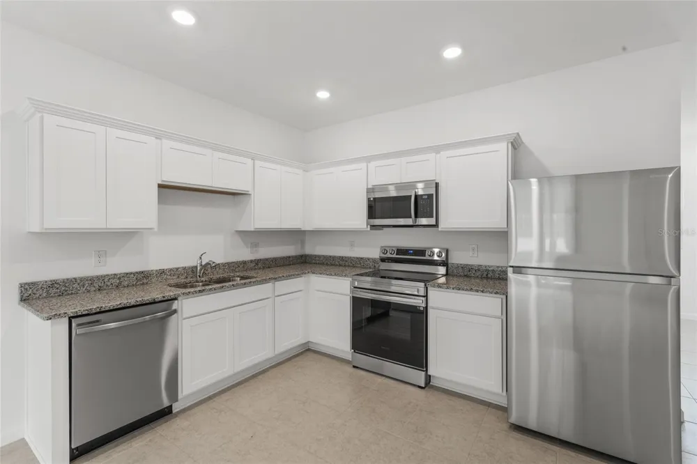 358 CADBERRY PLACE St Cloud, FL 34771