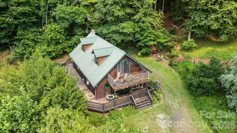 149 Charlie Mac Drive Burnsville, NC 28714