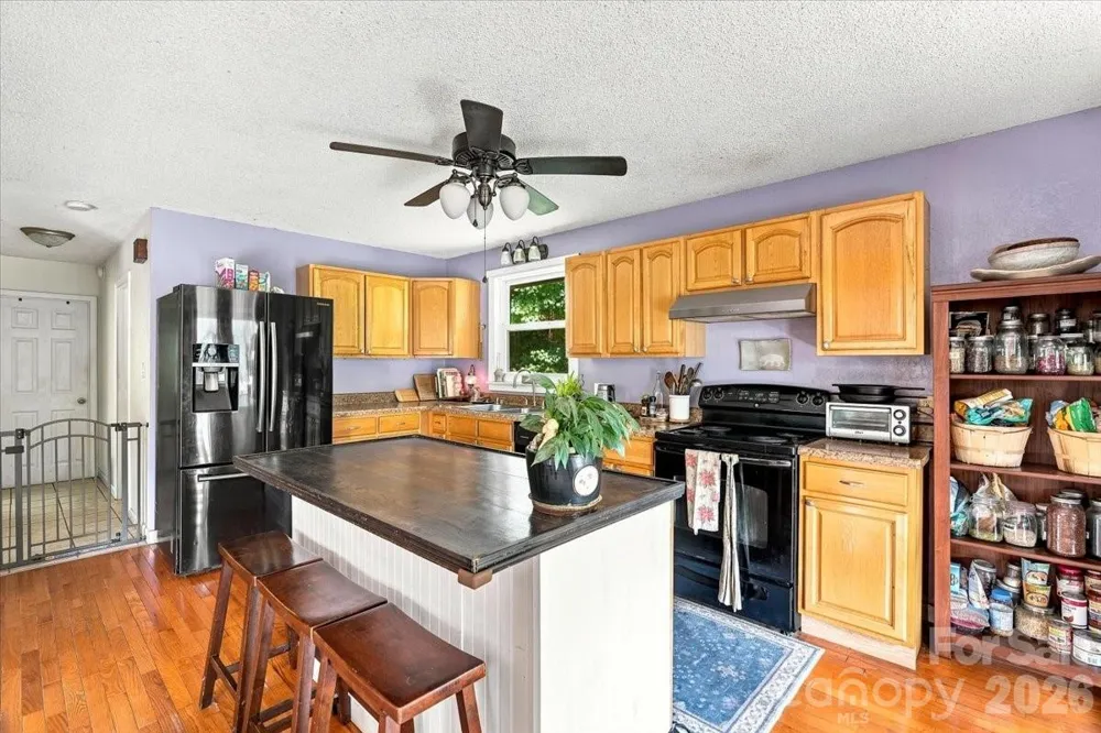 149 Charlie Mac Drive Burnsville, NC 28714