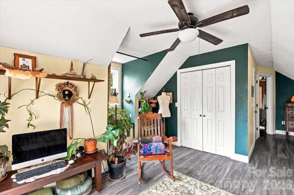 149 Charlie Mac Drive Burnsville, NC 28714