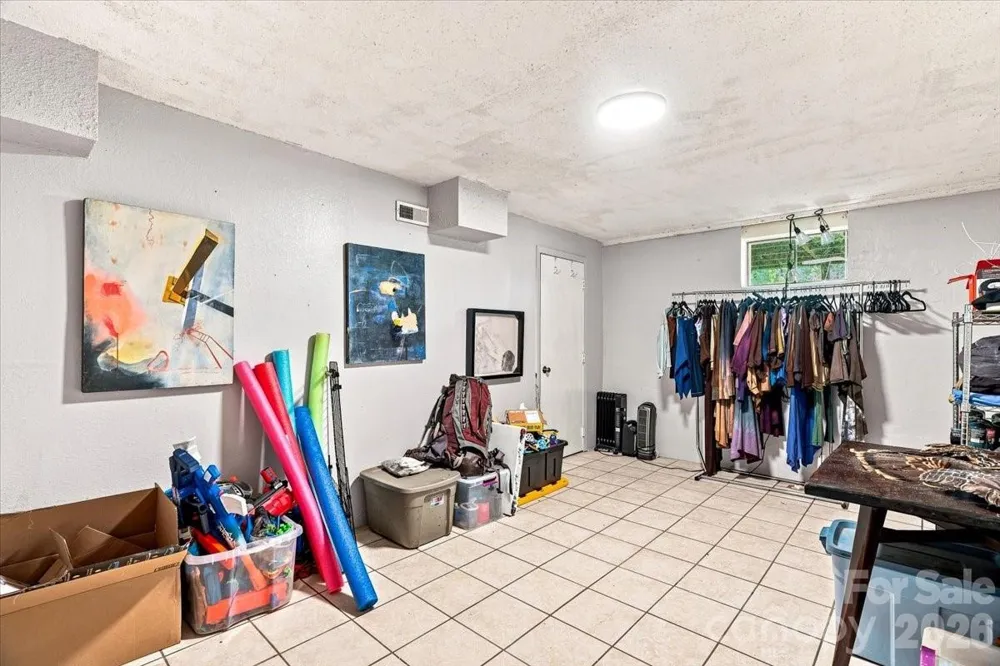 149 Charlie Mac Drive Burnsville, NC 28714