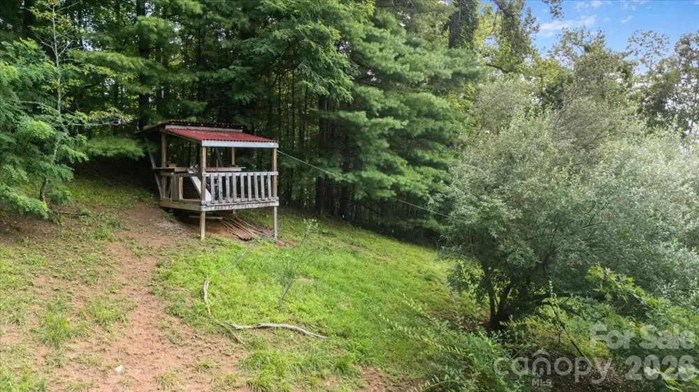 149 Charlie Mac Drive Burnsville, NC 28714
