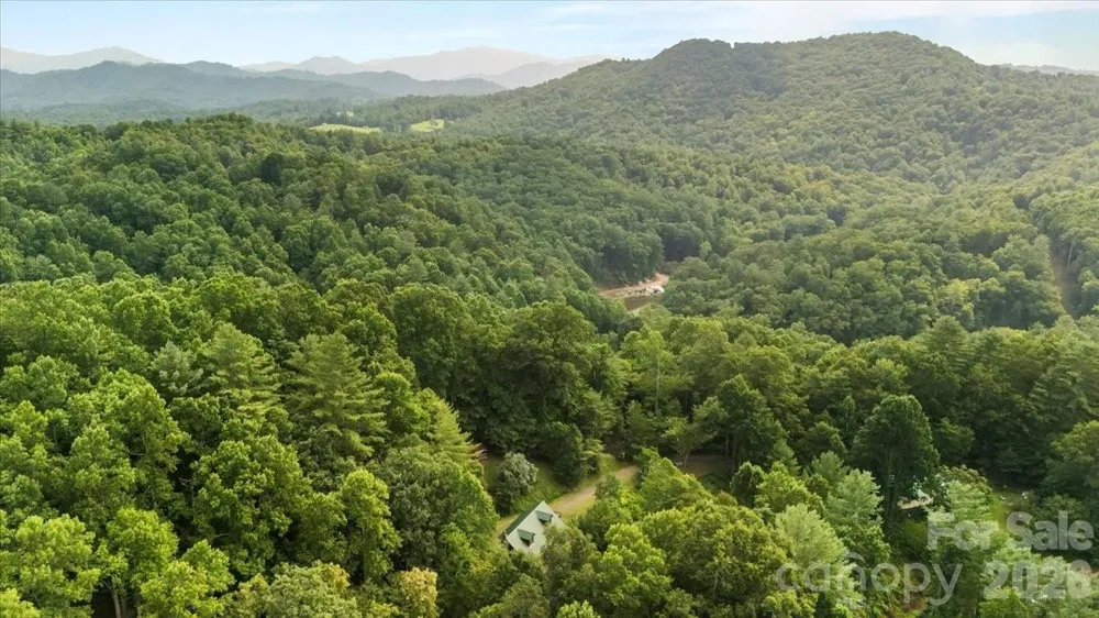149 Charlie Mac Drive Burnsville, NC 28714