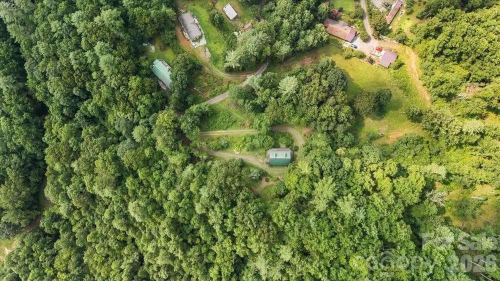 149 Charlie Mac Drive Burnsville, NC 28714