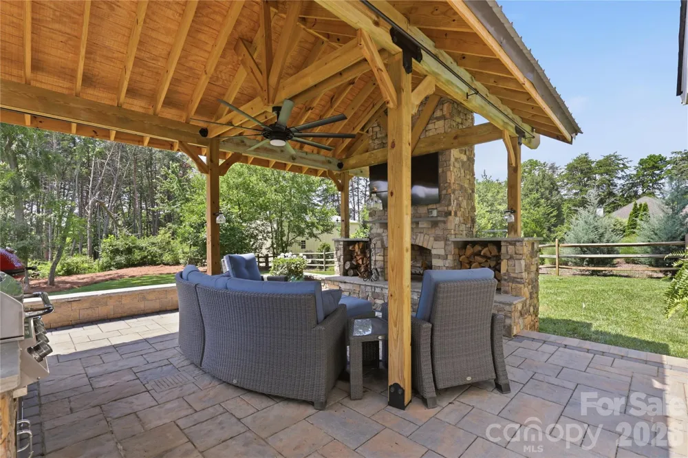 304 Stutts Road #451 Mooresville, NC 28117