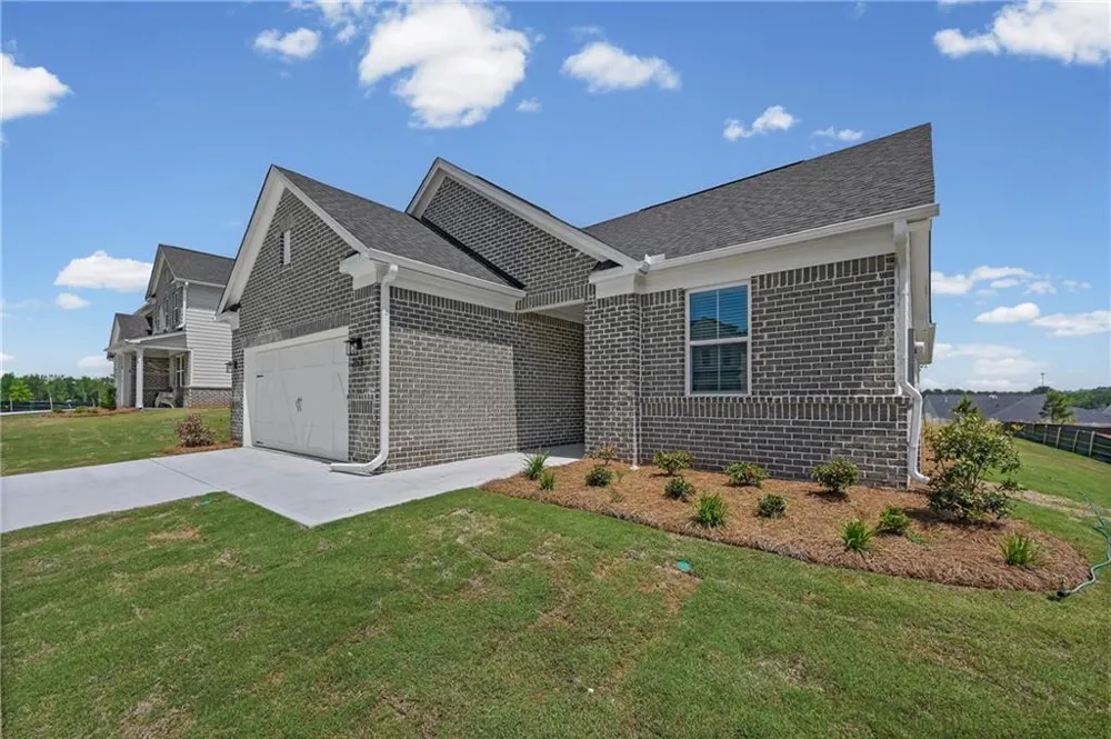 253 Nesta Grove Drive Locust Grove, GA 30248