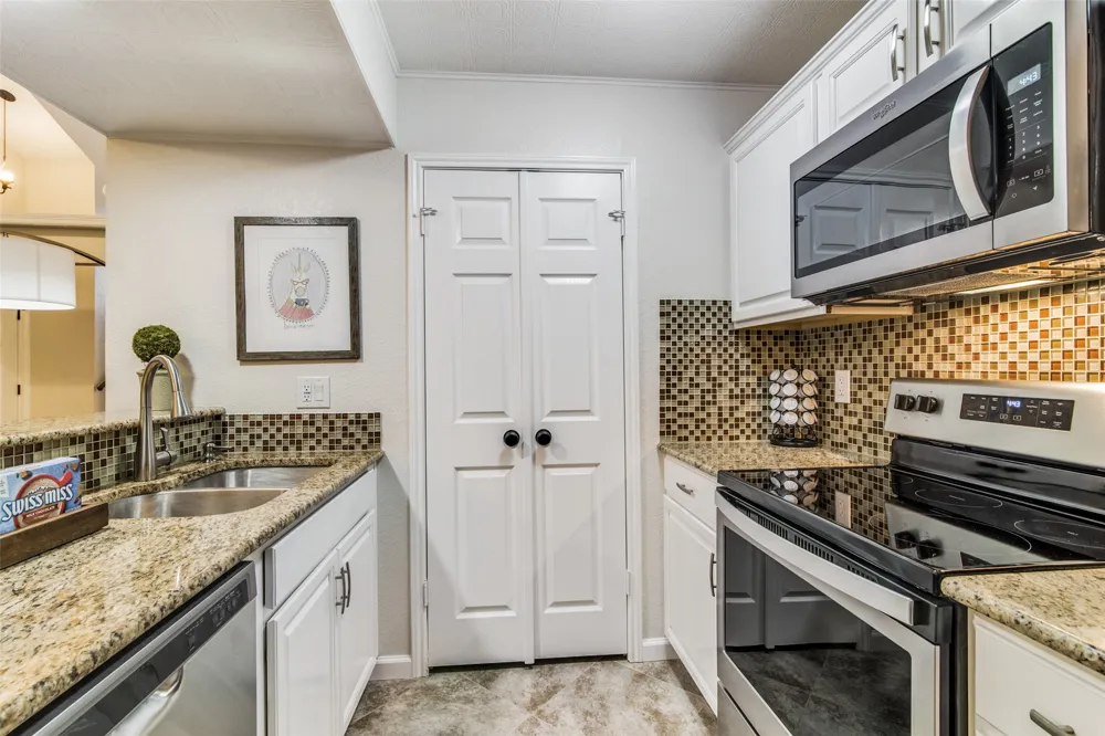 819 Binbrook Drive Mesquite, TX 75149