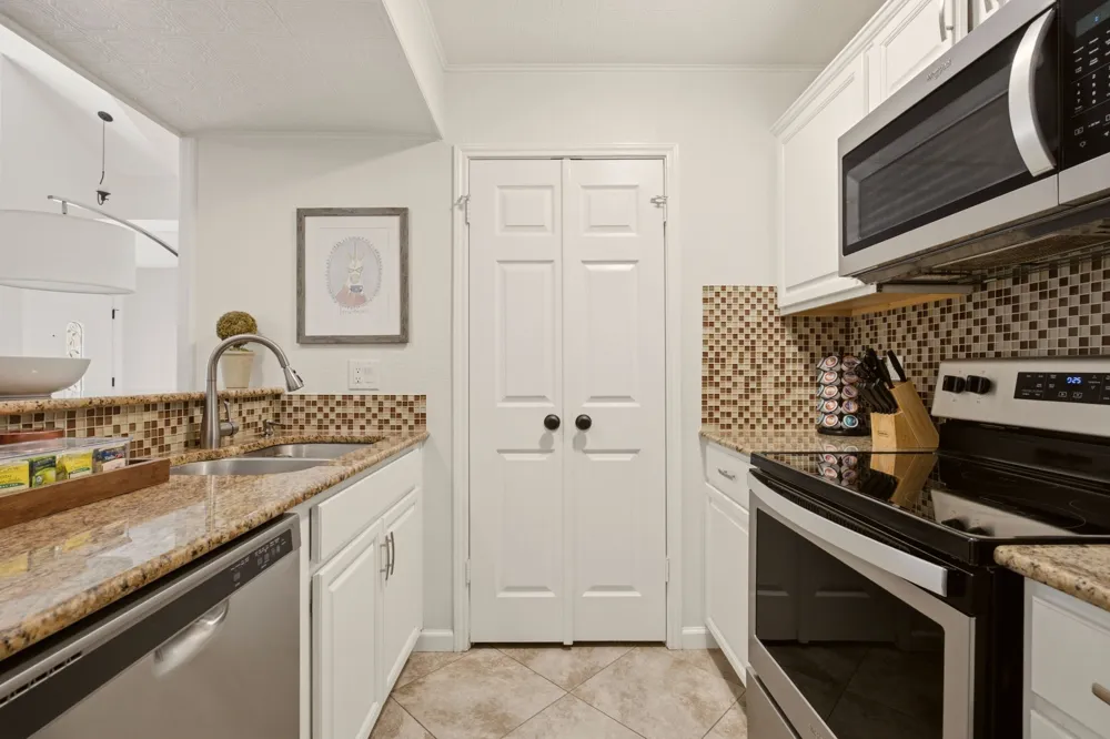 819 Binbrook Drive Mesquite, TX 75149