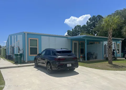300 Seminary Drive