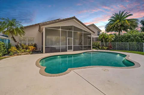 3526 Old Lighthouse Circle