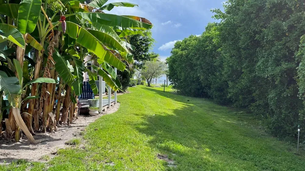 4044 NE Breakwater Drive Jensen Beach, FL 34957