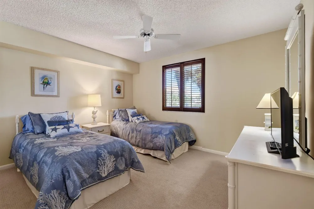 2101 Marina Isle Way #202 Jupiter, FL 33477